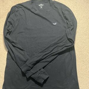 Hollister Men's Dark Long Sleeve Tee
